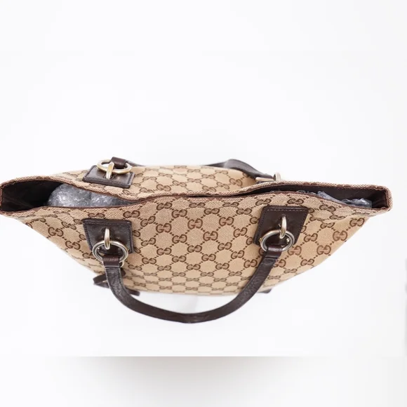 ❌️❌️SOLD❌️❌️BX19 💕 Gucci GG Canvas Interlocking Charm Tote - Picture 10 of 14